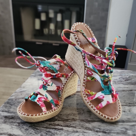 Sugar HUNNIES Floral Canvas Strappy Braided Jute Wedge Espadrille Shoe S… - Picture 1 of 13